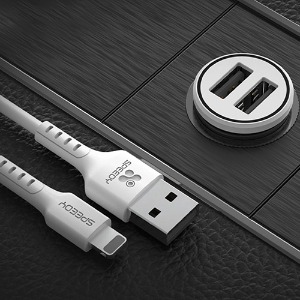 소형 차량용 충전기 USB 2포트 시거잭 3.4A 아이폰 충전 8핀 1.2M 롱케이블포함 SCC-1